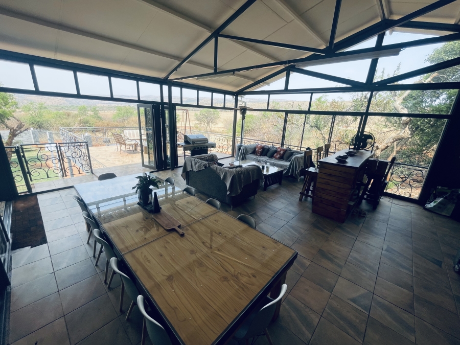 4 Bedroom Property for Sale in Silver Creek Gorge Estate North West